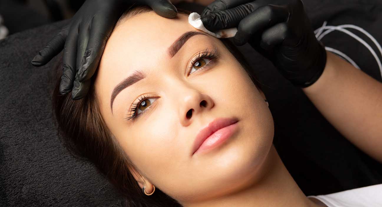 Entfernung Microblading